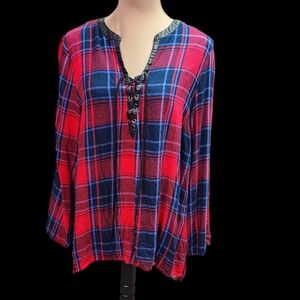 Como vintage rayon flannel look, lace up top with button roll up cuffs